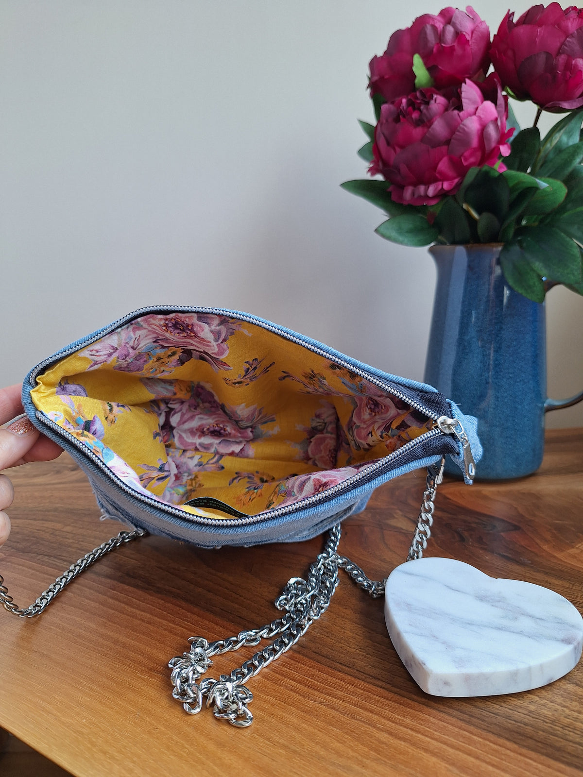 The Chain Strap Mini: Blue Mix
