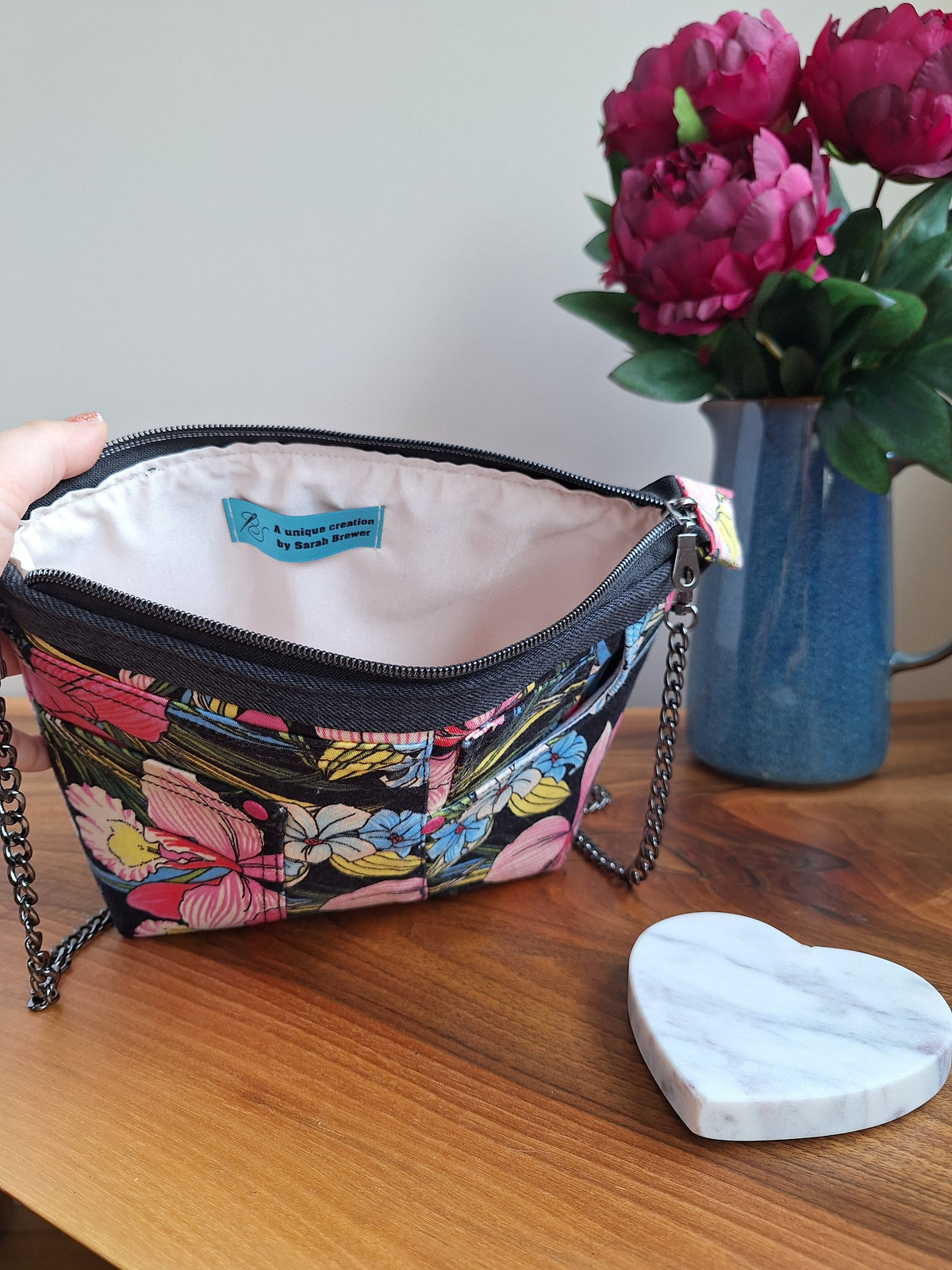 Chain Strap Mini: black and pink floral