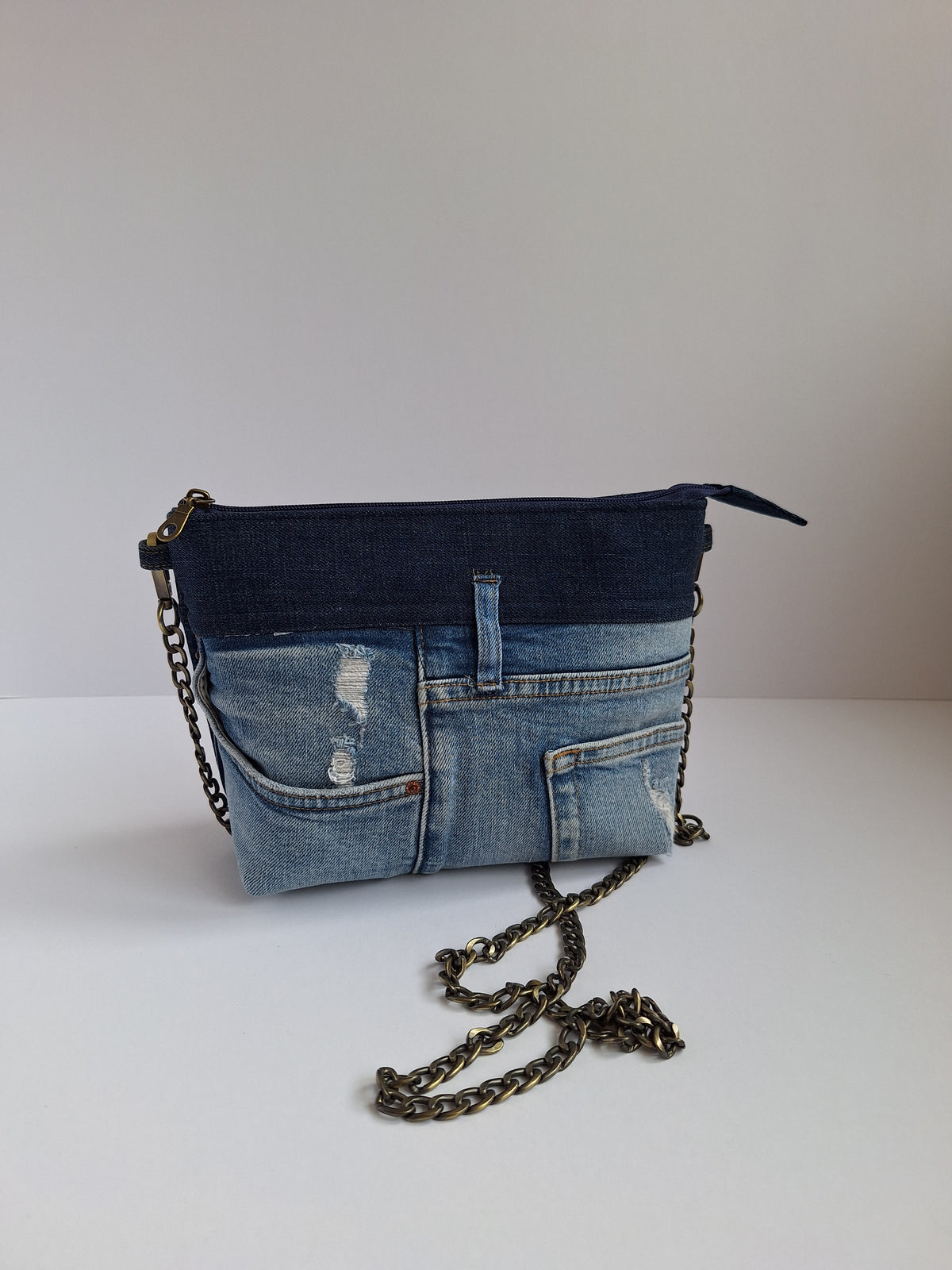 The Chain Strap Mini: All the Blues