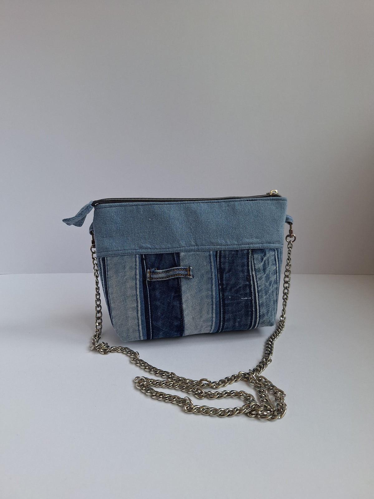 The Chain Strap Mini: Blue Mix