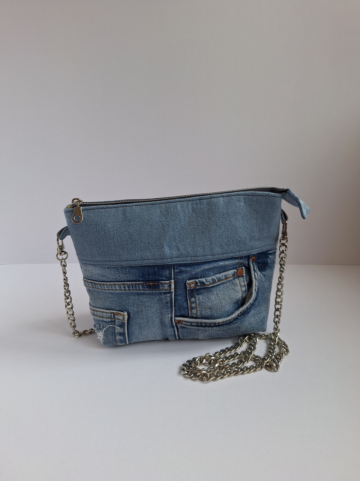 The Chain Strap Mini: Blue Mix
