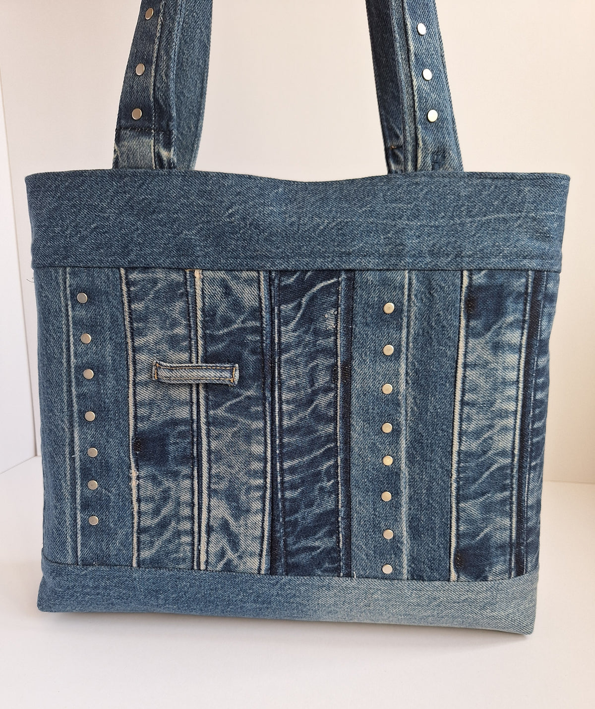 The Classic Tote: Blue with studs & peacock lining