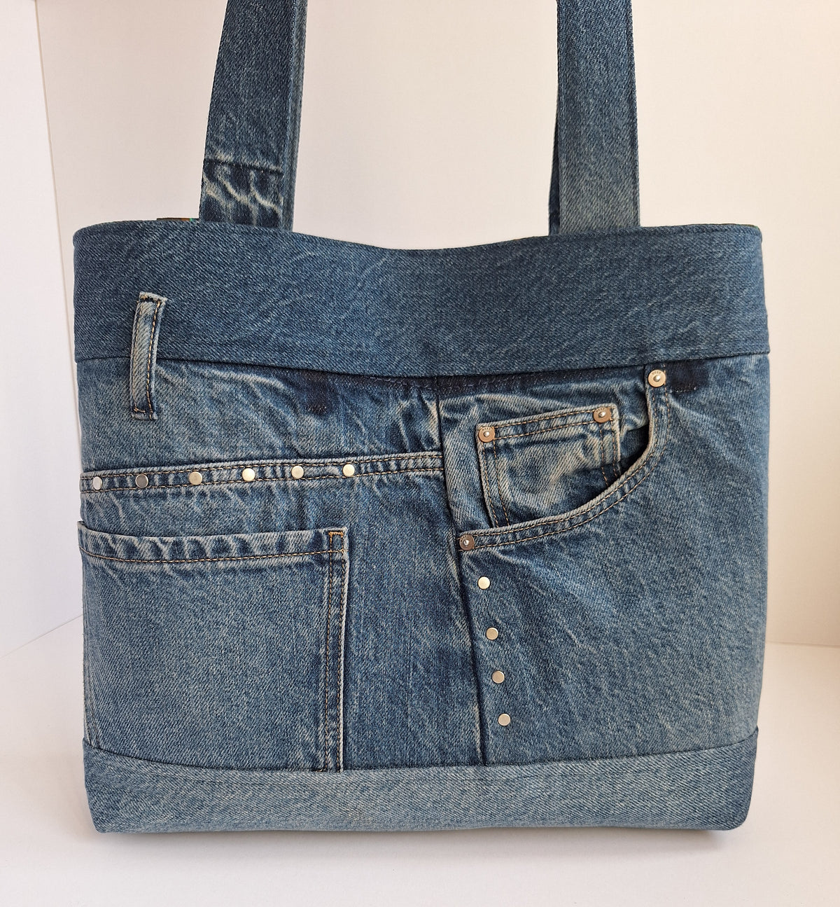 The Classic Tote: Blue with studs & peacock lining