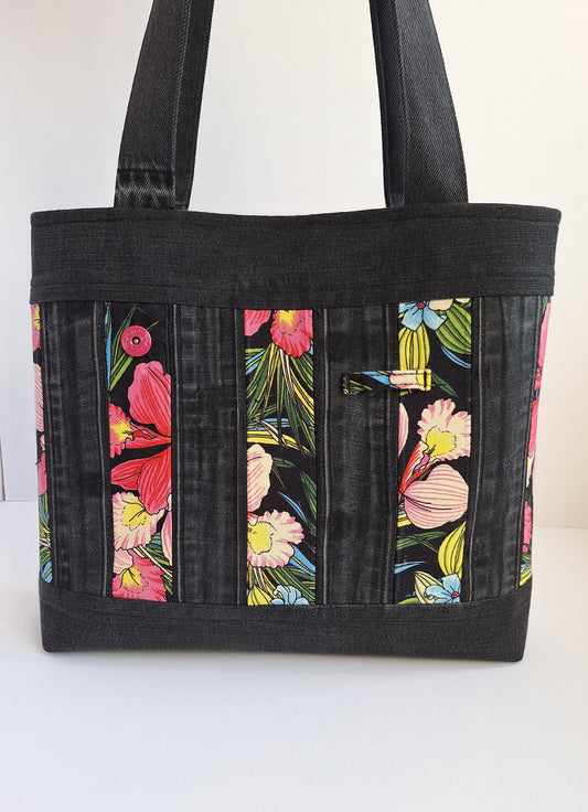 The Classic Tote: Black & Pink Floral