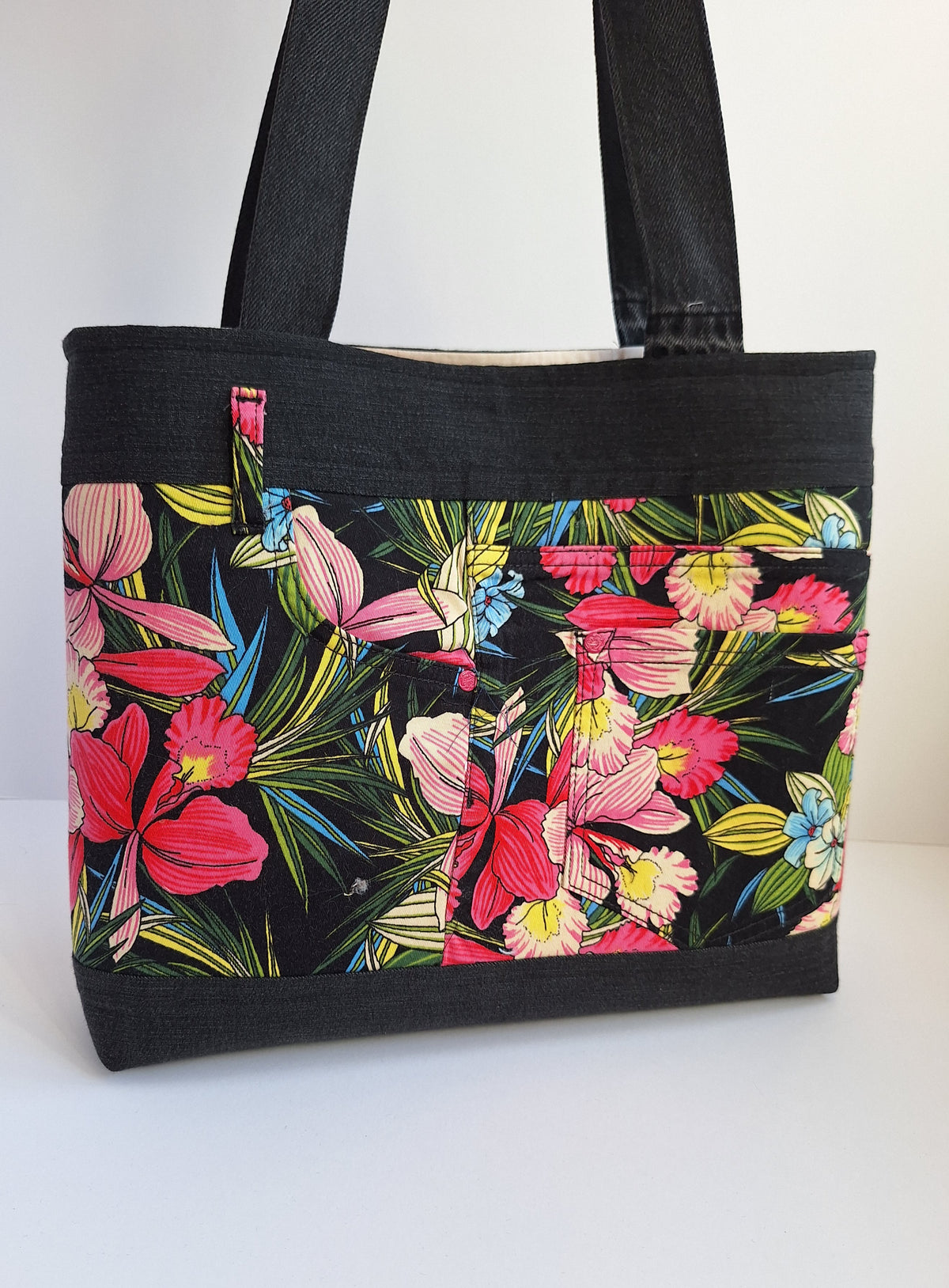 The Classic Tote: Black & Pink Floral