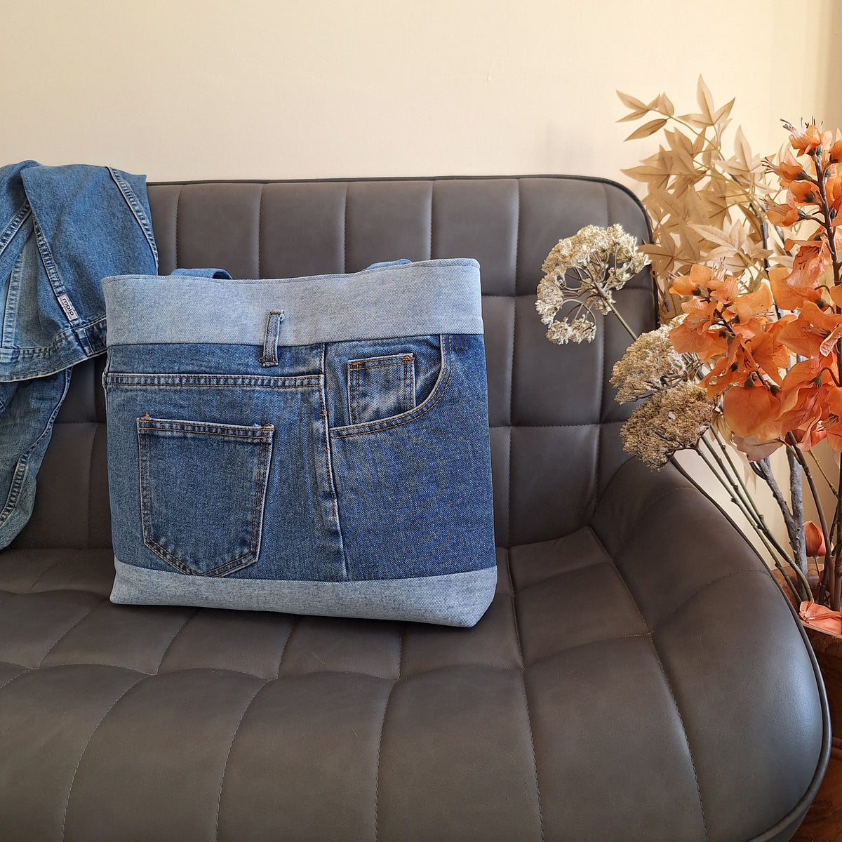 The Classic Tote: Blues with blue paisley lining
