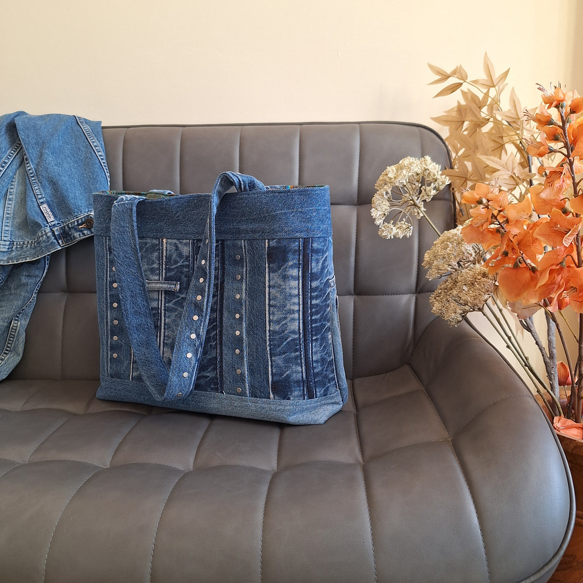 The Classic Tote: Blue with studs & peacock lining