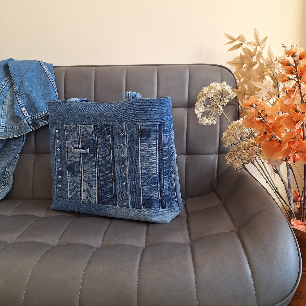 The Classic Tote: Blue with studs & peacock lining